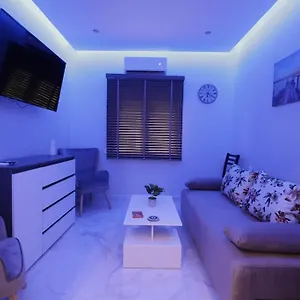 Phidias House Yunanistan